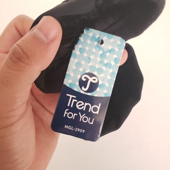 New Oumhue Trend For You Black Flower Warm Girlie Winter Gloves - Picture 5 of 7